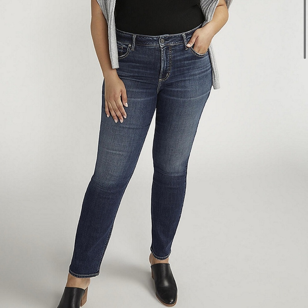 Plus Silver Jeans Co. Avery Curvy High Rise Luxe Stretch Straight Jean 18W